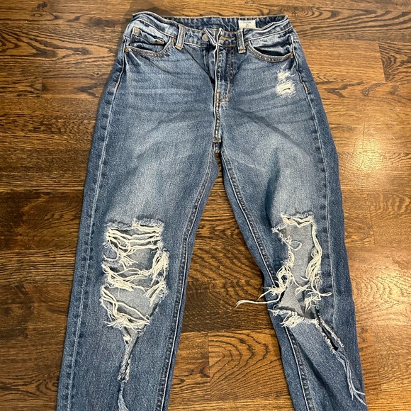 Buckle Mom Fit Distressed Jeans. - Picture 3 of 3